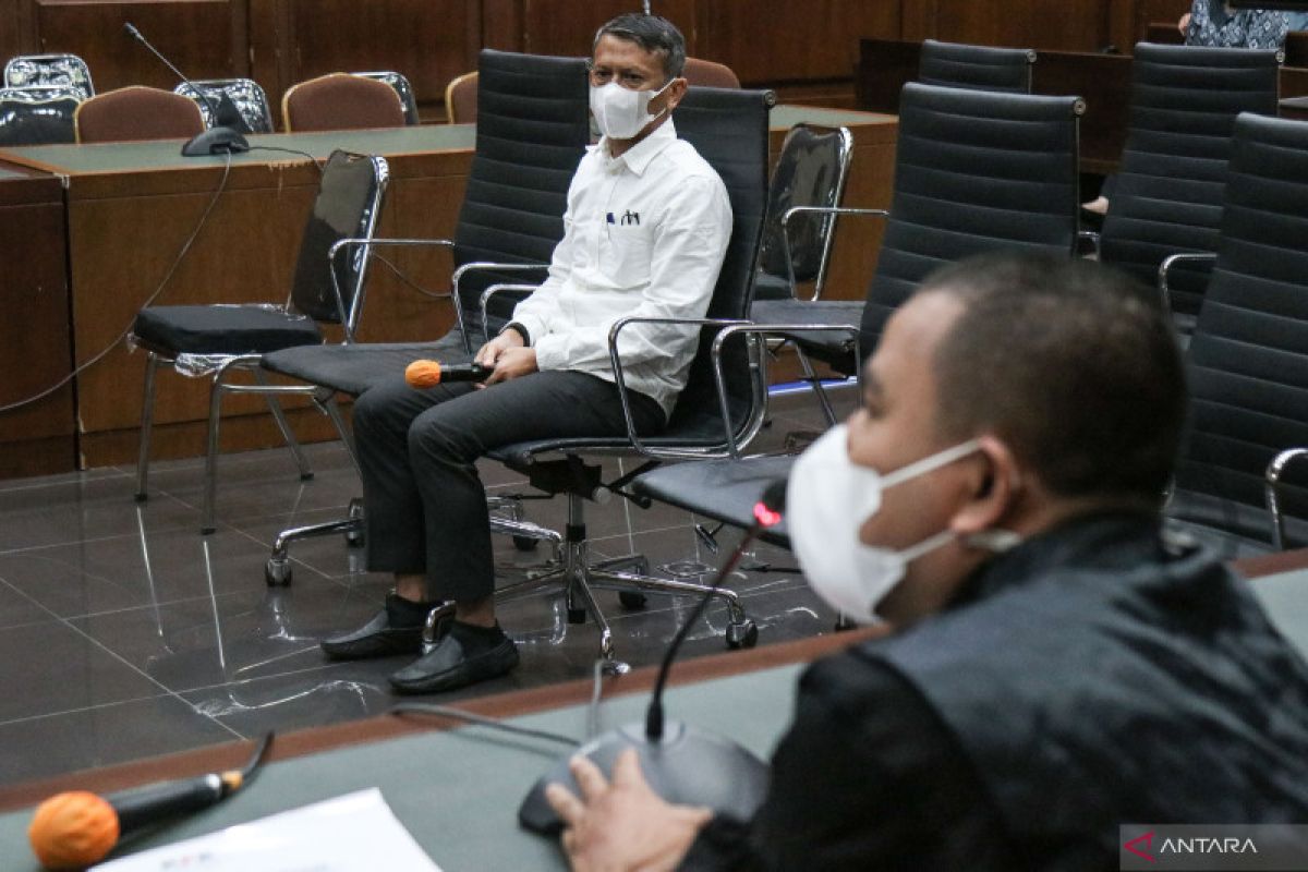 Ketua Harian DPD PAN Subang Suherlan dituntut 6 tahun penjara
