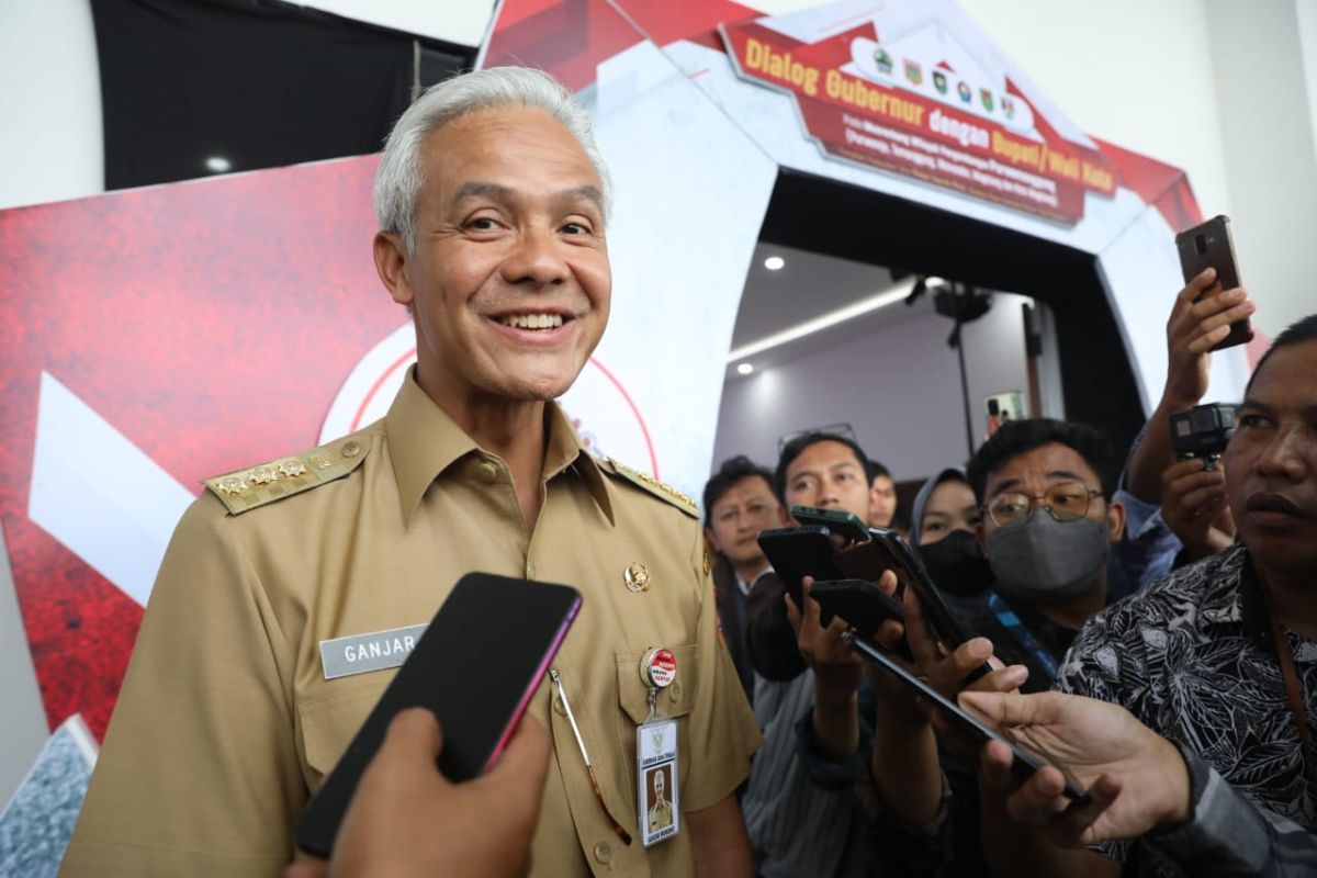 Gubernur Ganjar Pranowo kecewa Indonesia batal jadi tuan rumah Piala Dunia U-20