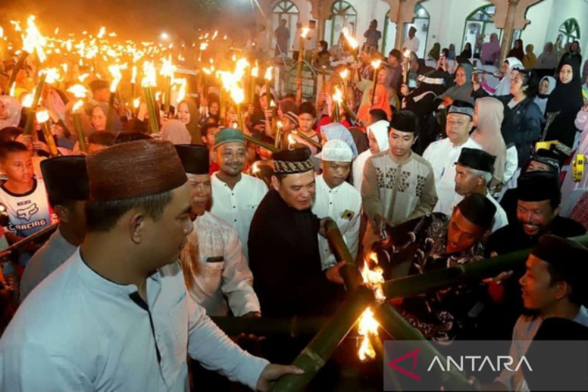 Pemkab Bangka Barat: Pawai obor kesemarakan sambut bulan suci Ramadhan