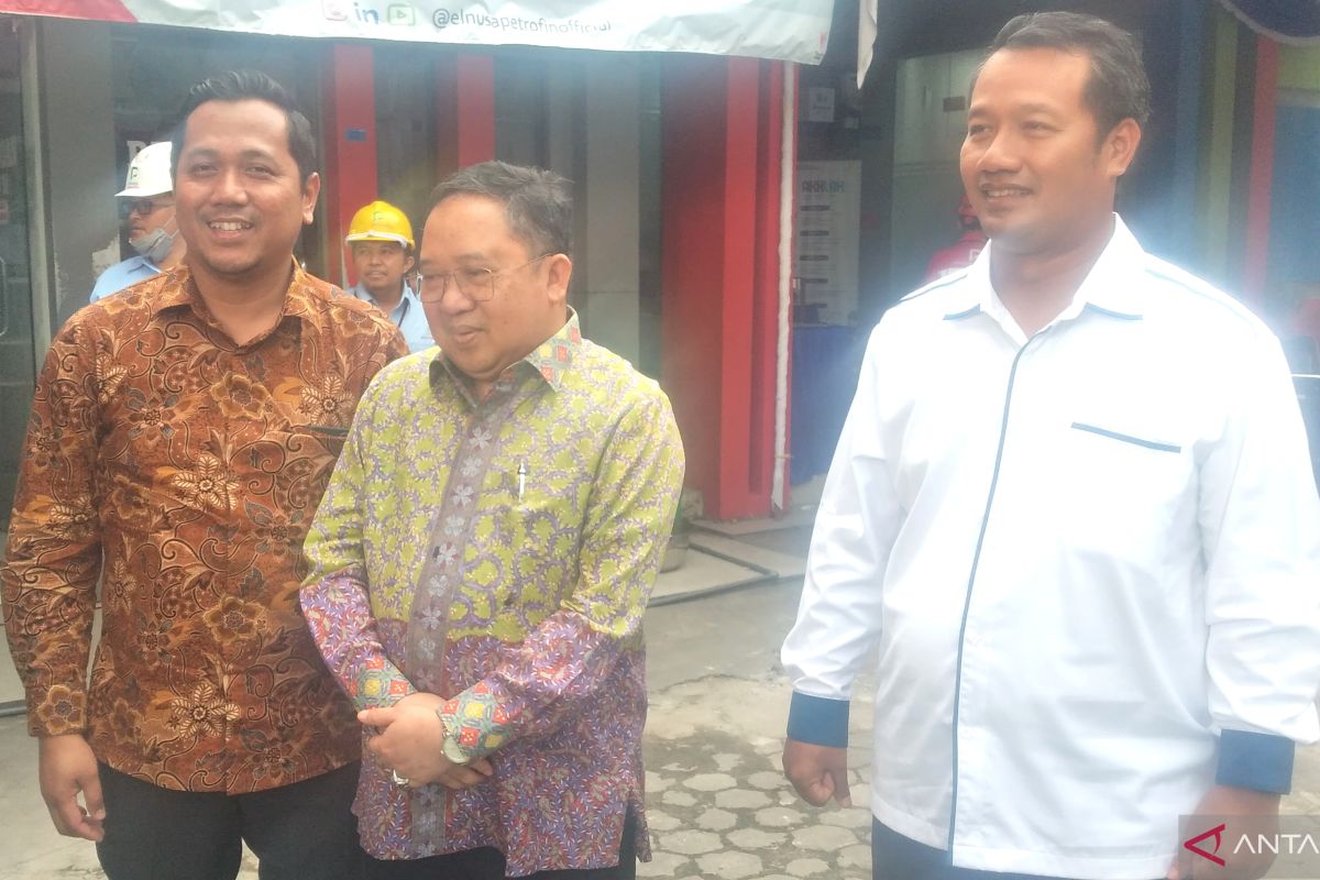 DPR: Menteri Kelautan dan Perikanan resmikan SPBU nelayan di Kecamatan Aluh-Aluh