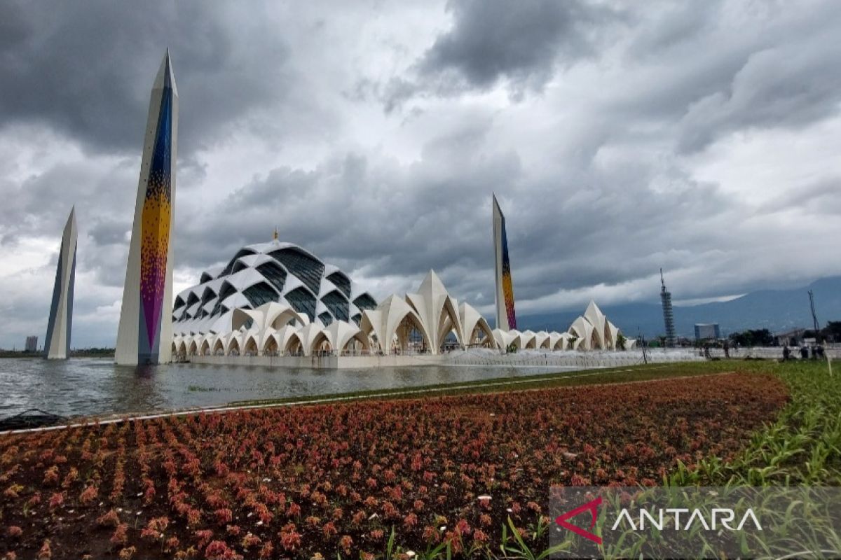 Masjid Al Jabbar Bandung didaftarkan jadi objek vital negara