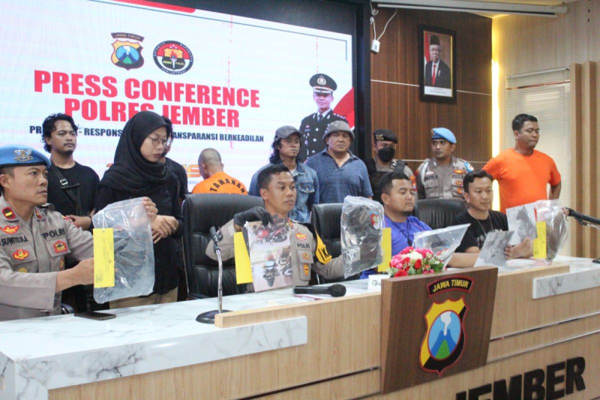 Polres Jember tangkap pelaku pembunuhan yang kabur ke Sumatera