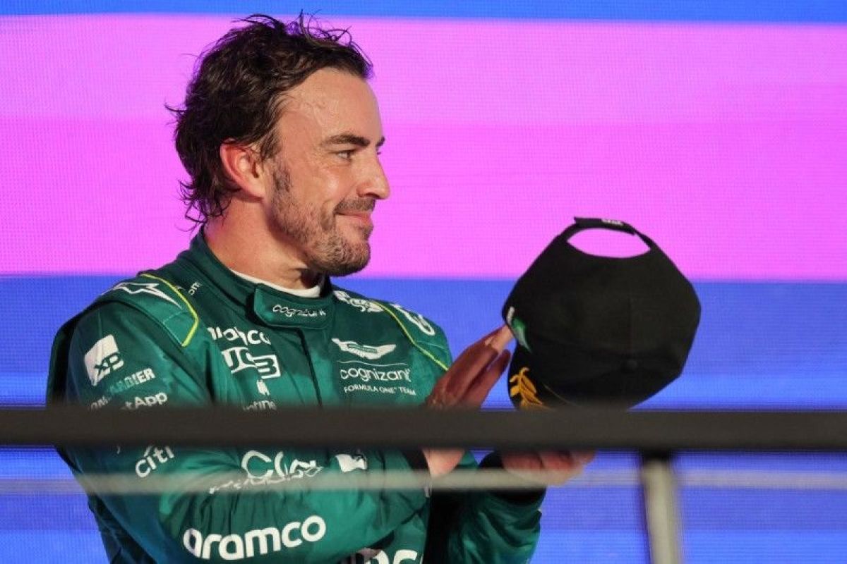 Fernando Alonso kembali naik podium di Jeddah setelah penalti dicabut