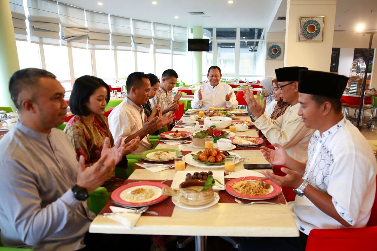 Nikmati ngabuburit dan buka puasa lezat di Grand Lagoi Hotel