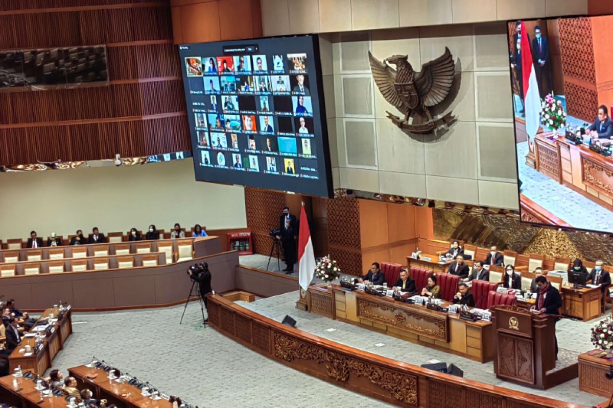 DPR mnyetujui perpanjangan pembahasan revisi UU ASN