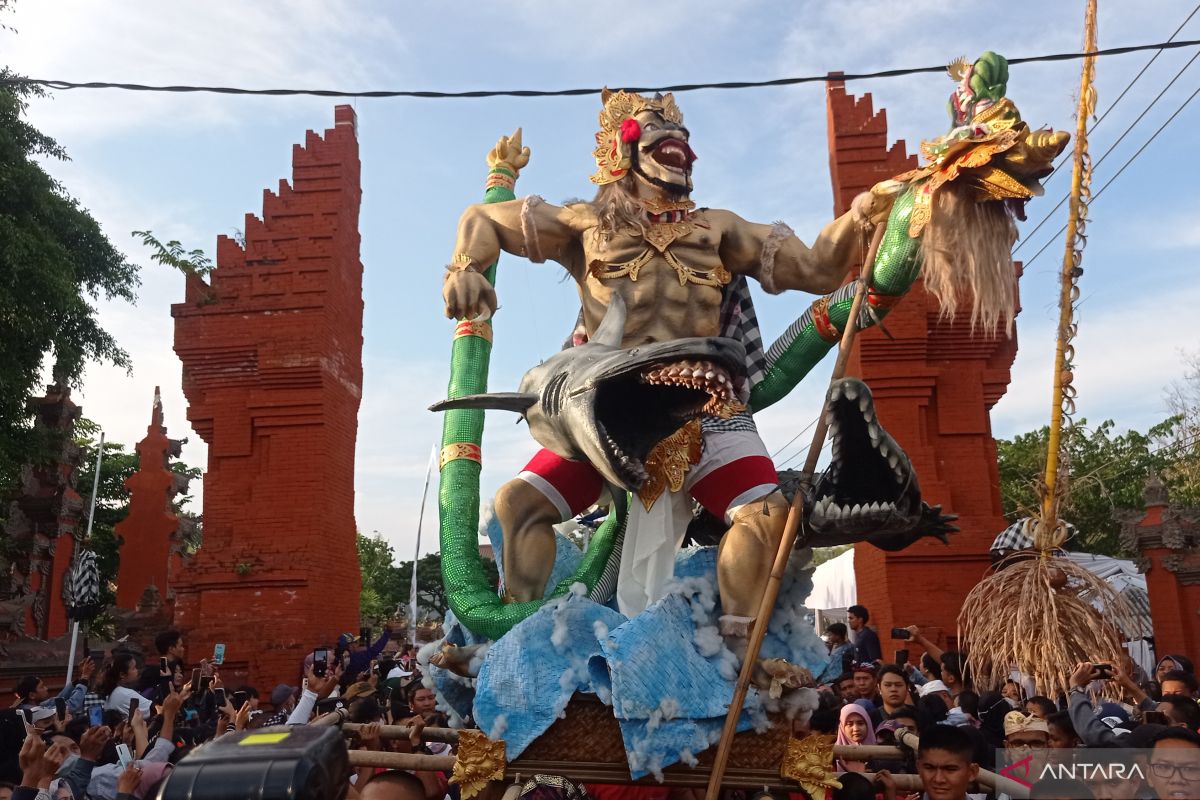 Hari Raya Nyepi, pawai ogoh-ogoh di Pura Segara kembali digelar