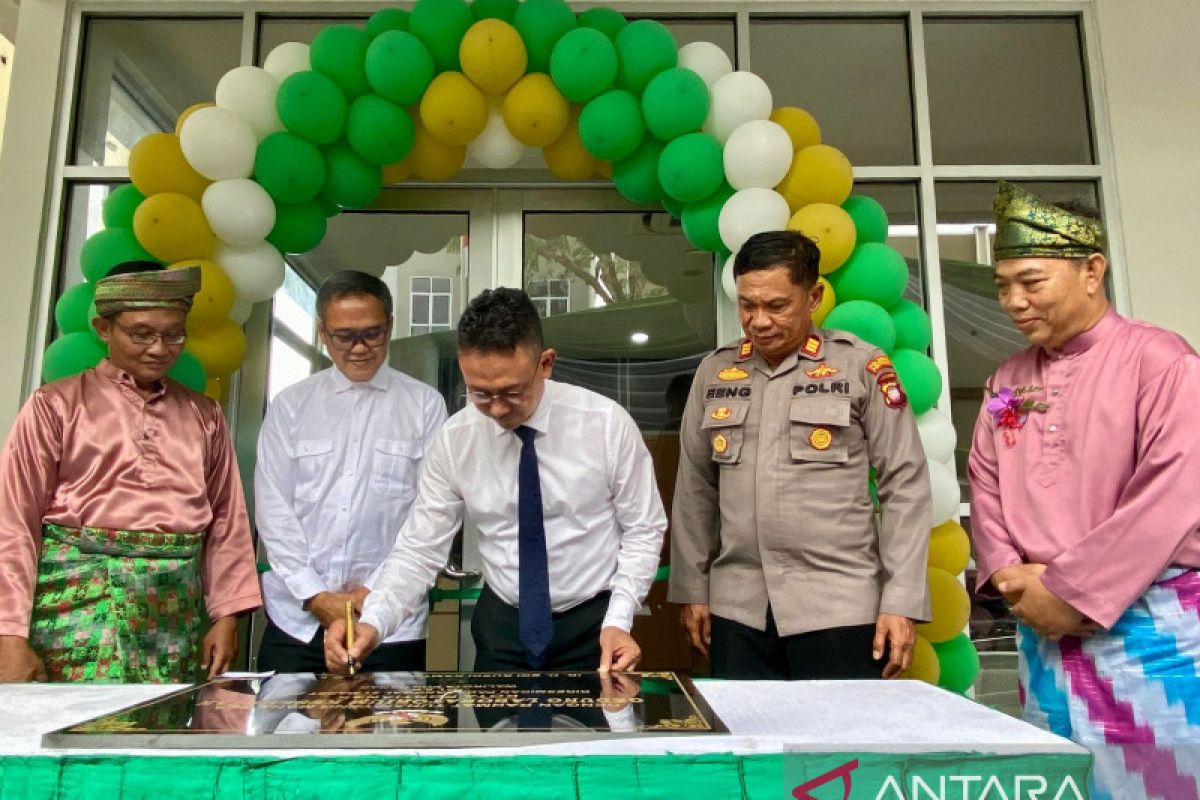 Wali Kota resmikan UPT Pusat Laboratorium Kesehatan Pontianak