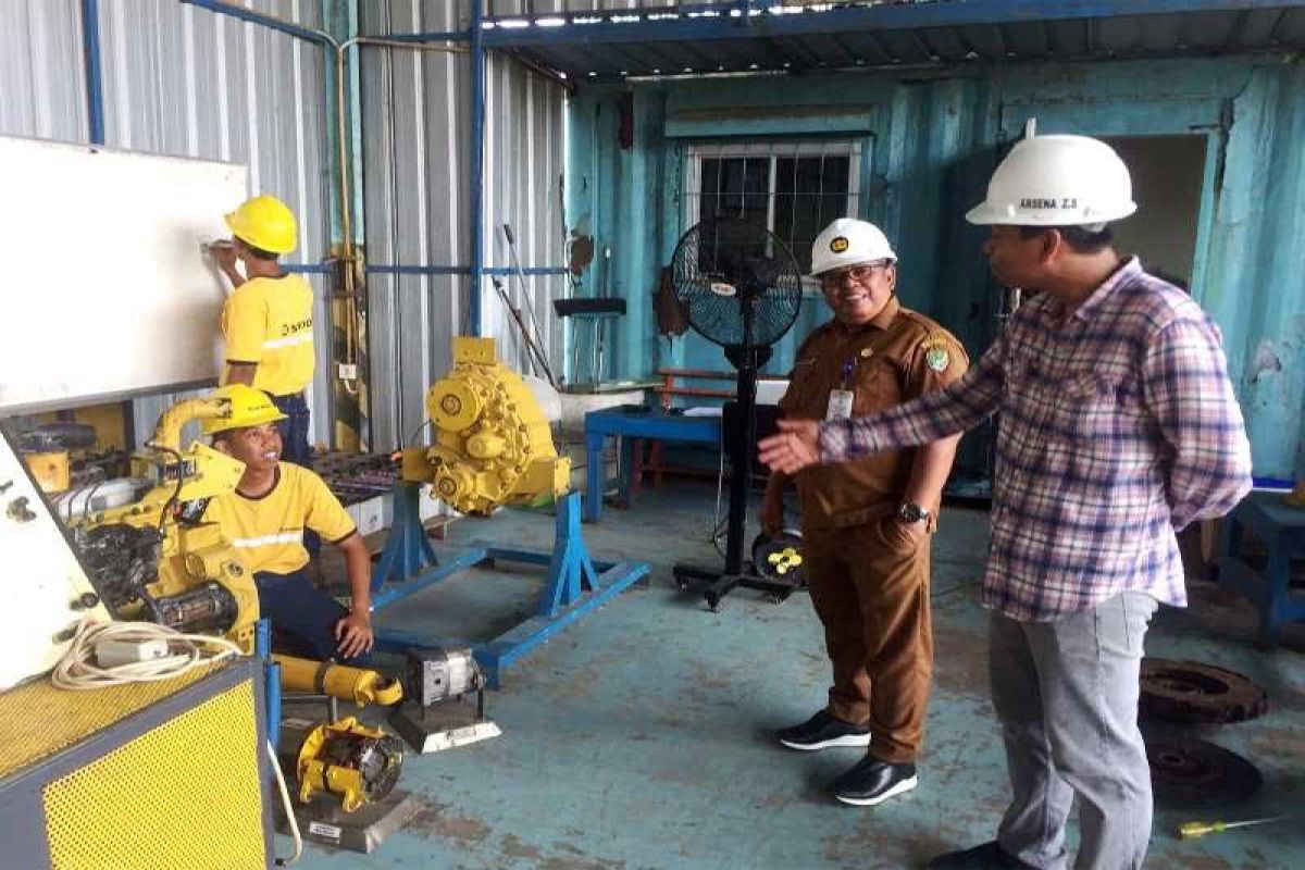 Pemkab Barito Utara jajaki kerja sama pelatihan operator alat berat