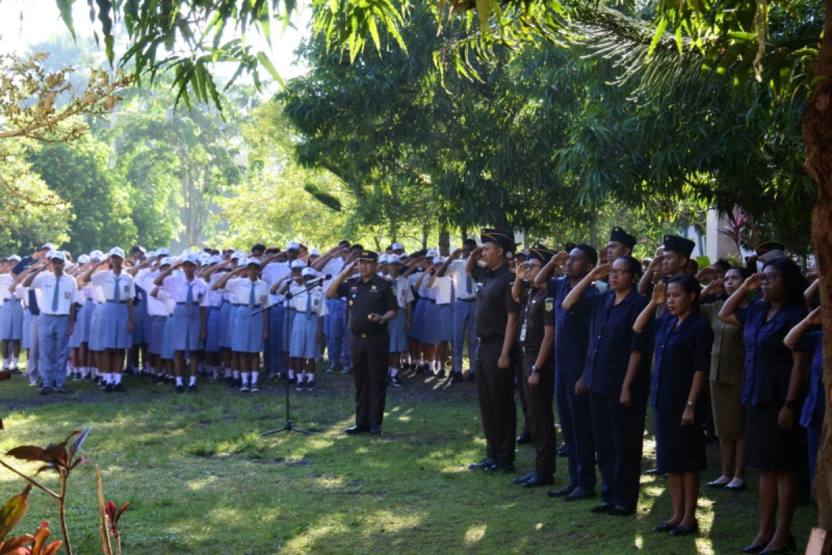 Kajari Lembata jadi pembina upacara SMA Frater Don Bosco