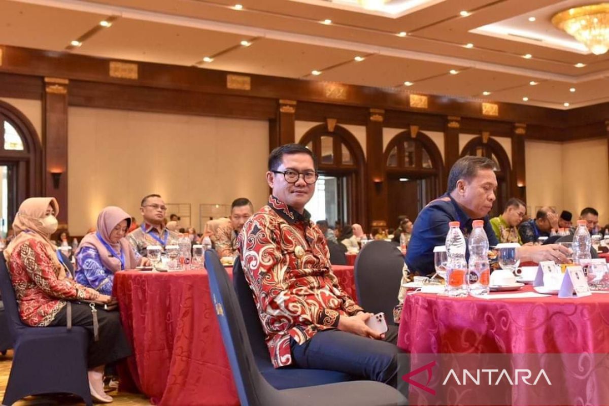 Bupati Minahasa Utara tingkatkan SPM di lingkungan pemerintahan