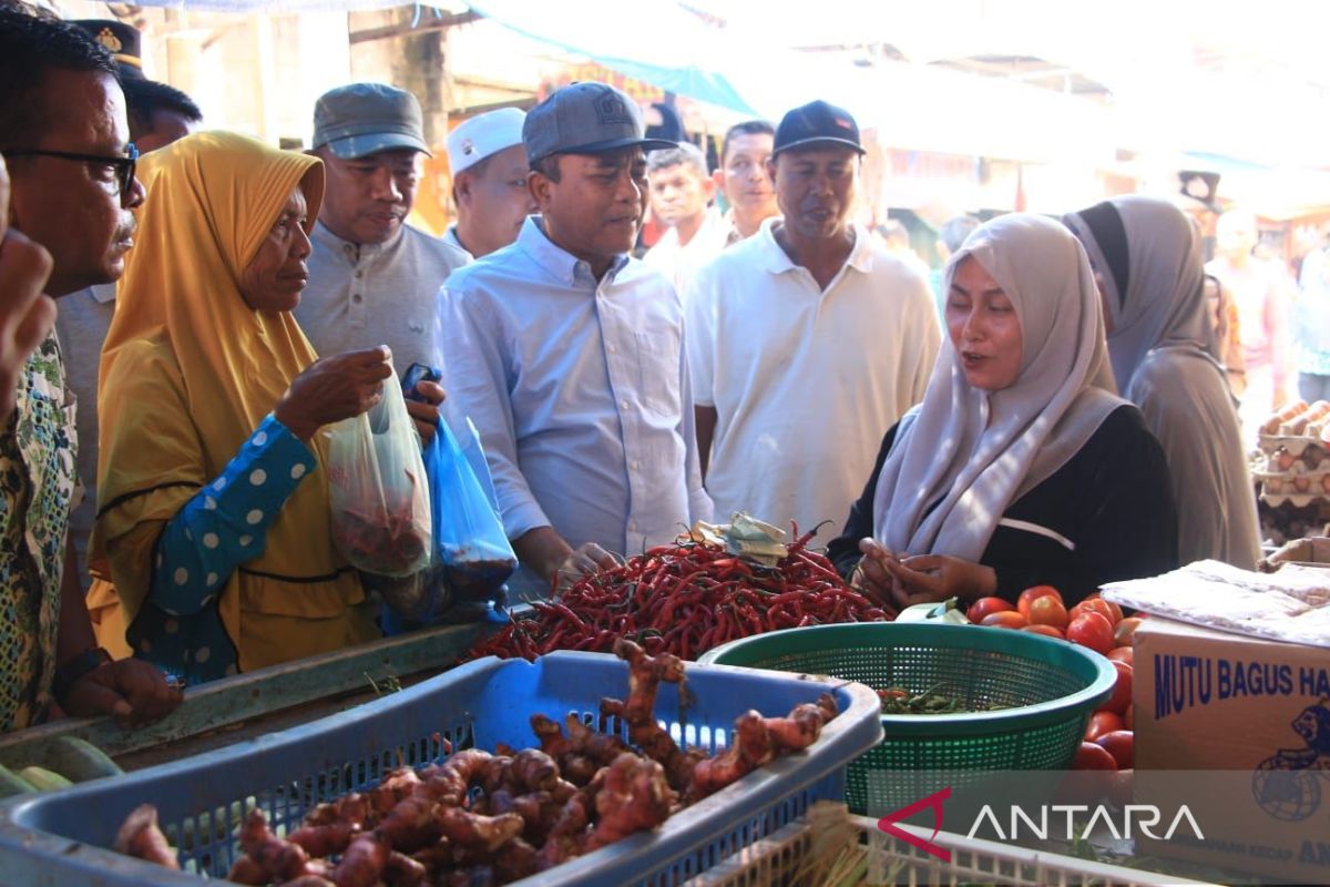 Sidak pasar tradisional, Pemkab pastikan stok kebutuhan pokok aman di Pijay