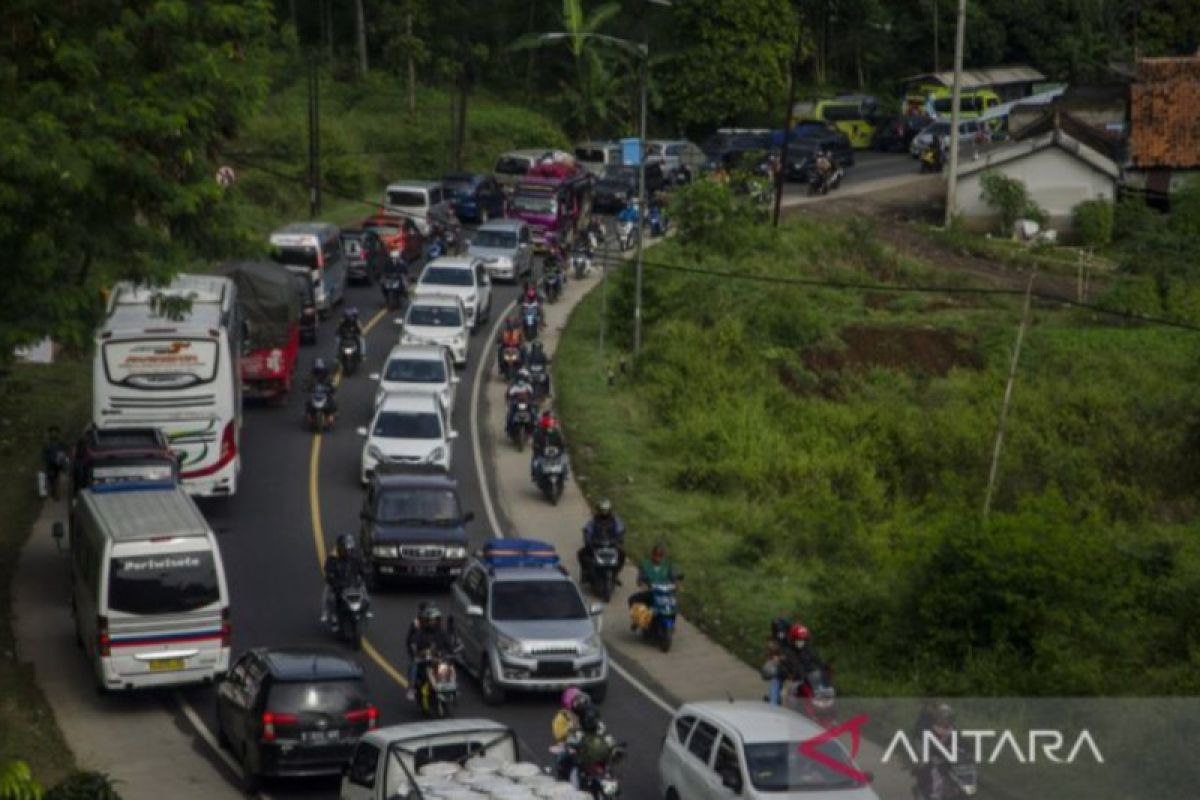 Kiat hemat BBM saat mudik, hindari beban berlebih