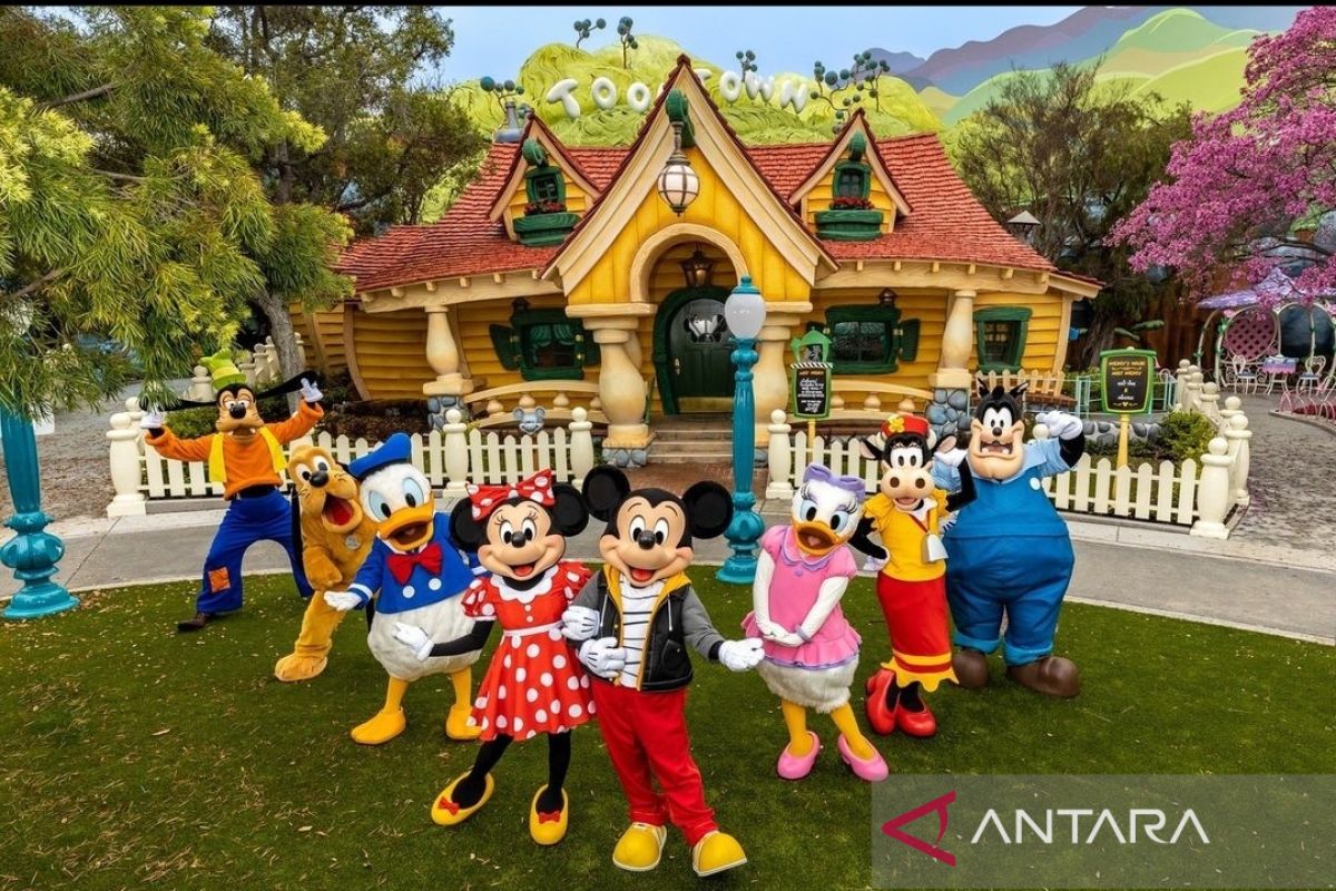 Lebih inklusif, Disneyland kembali membuka Toontown untuk pengunjung