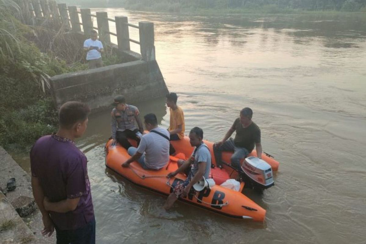 Bocah tenggelam di aliran Sungai Kampar Riau