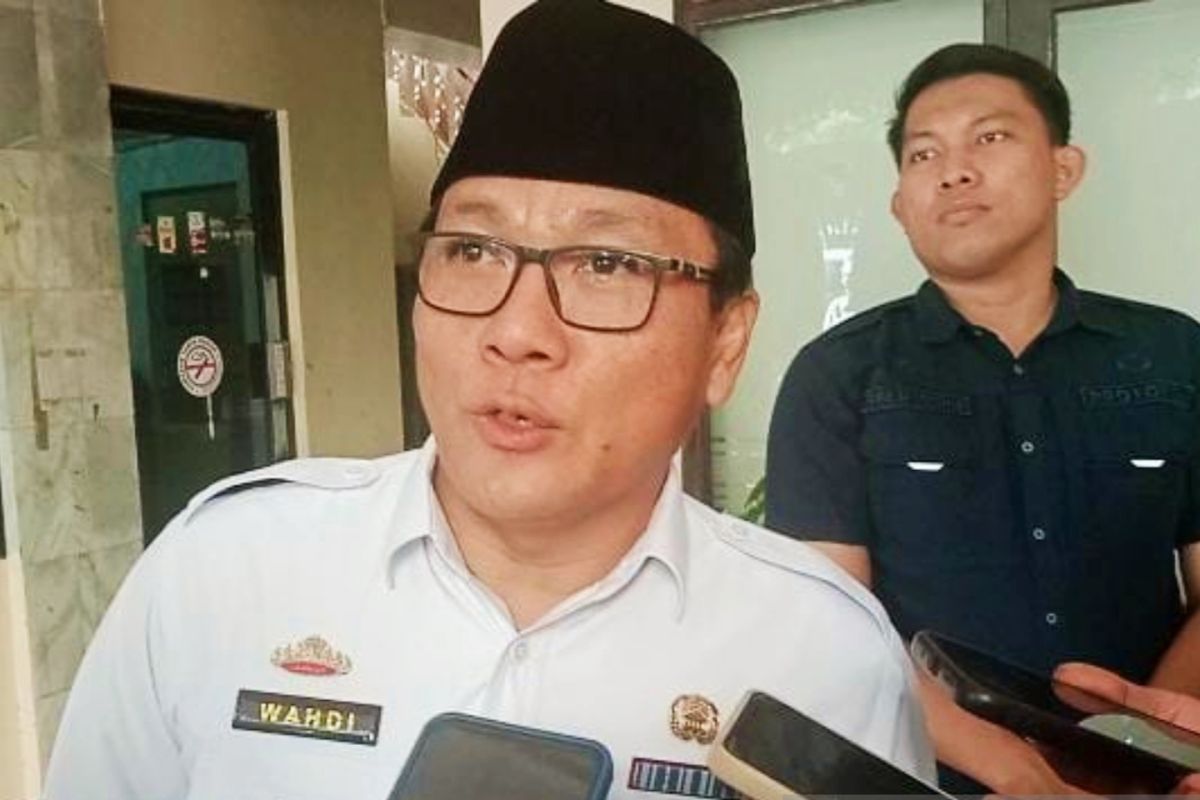 Wahdi minta pelayanan masyarakat tetap berjalan maksimal selama Ramadhan