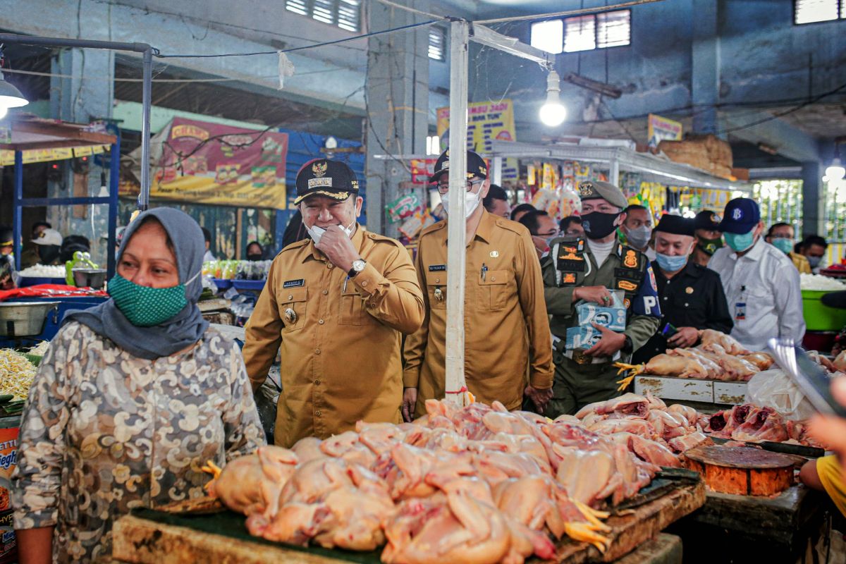 Disperindag Jember: Awal Ramadhan, harga daging ayam ras turun