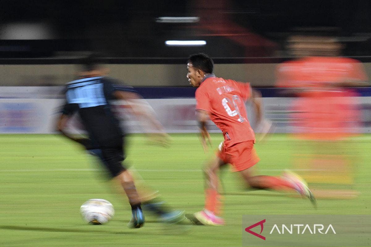 Kokohnya lini pertahanan Arema FC cegah Borneo FC raih kemenangan