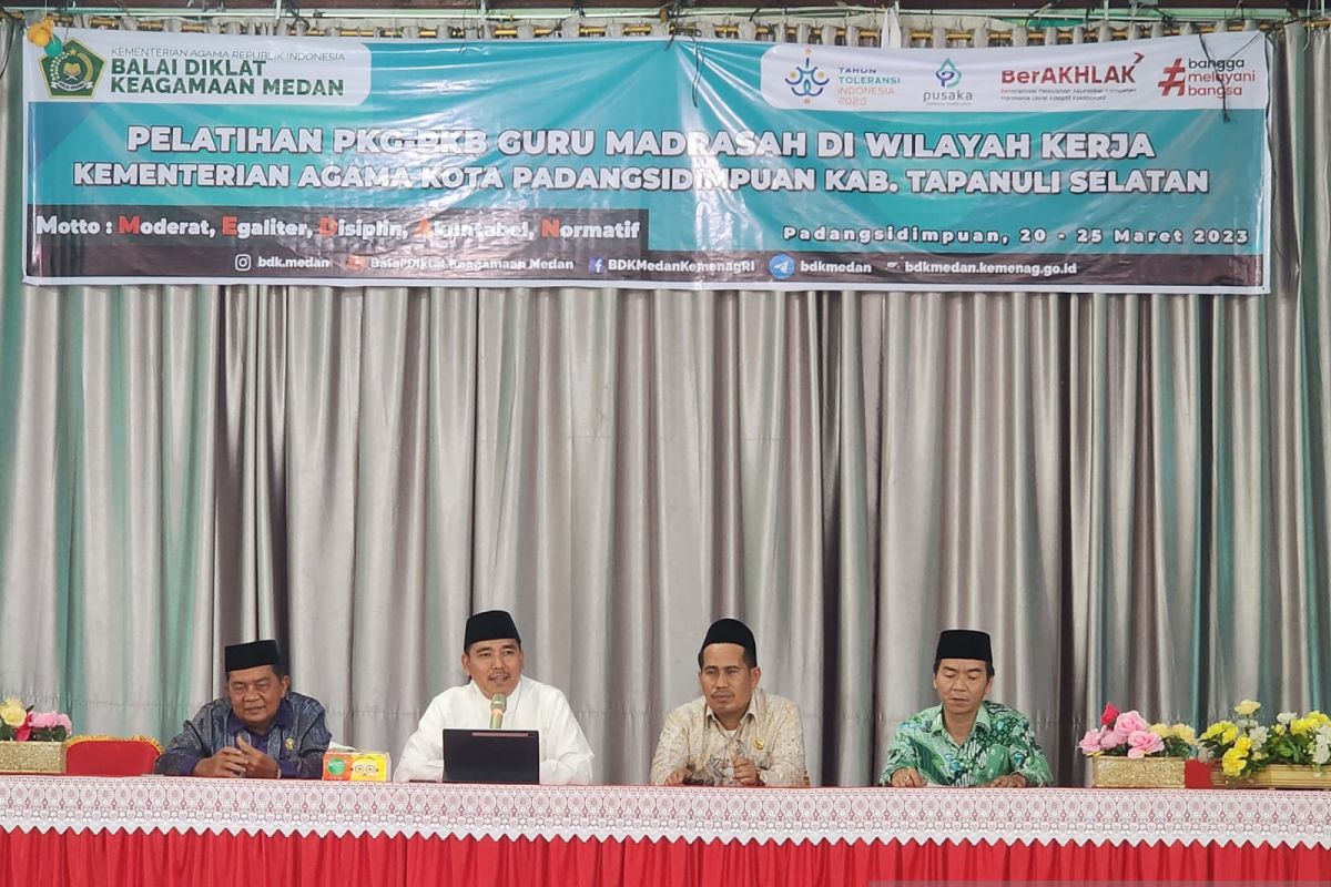 Kemenag tingkatkan kompetensi guru madrasah di Padang Sidempuan-Tapanuli Selatan