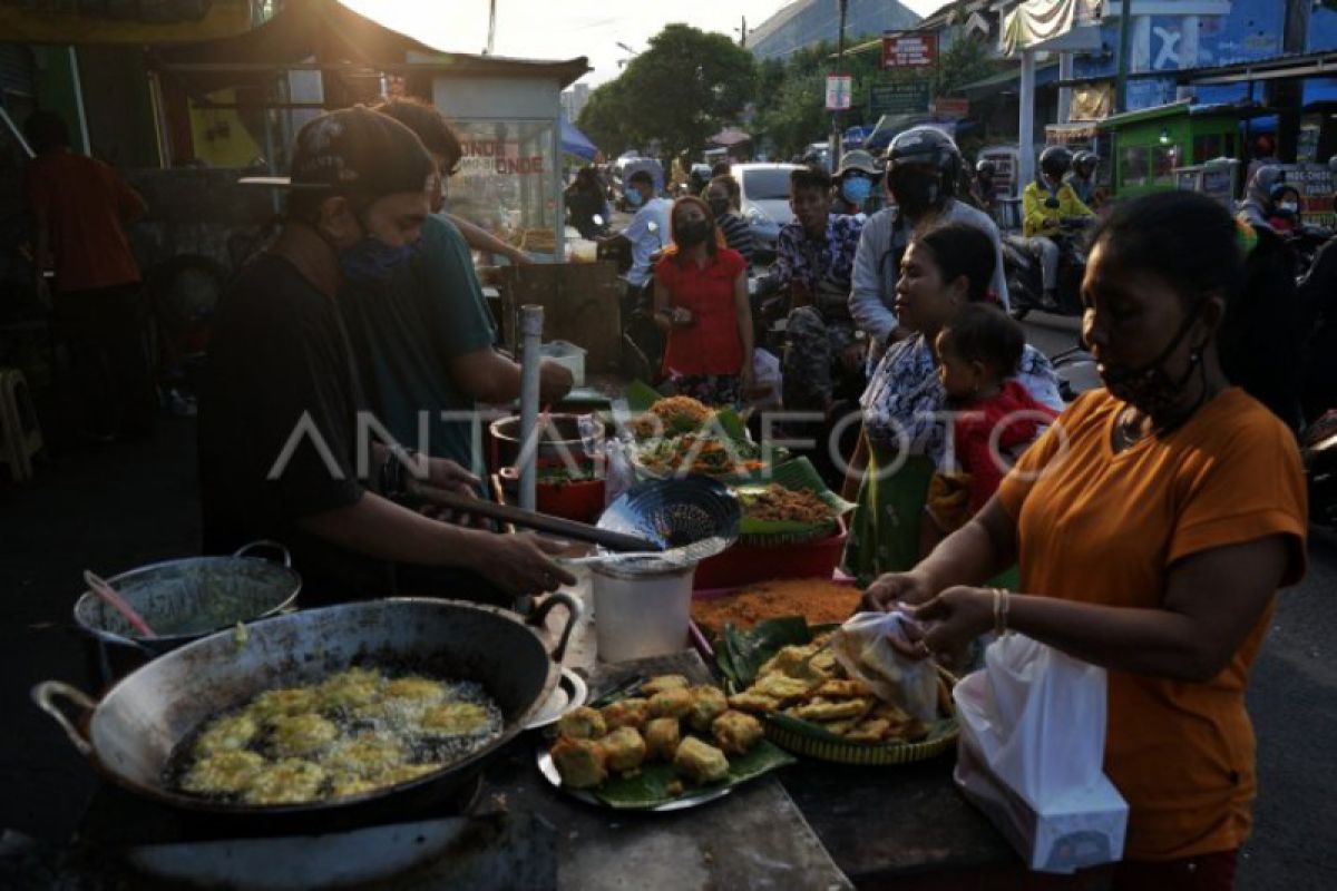 Pedagang di Bantul diminta jajakan makanan sehat di pasar sore Ramadhan