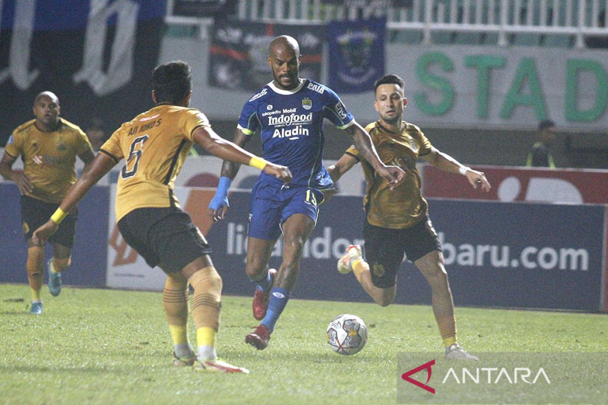 Persib Bandung gulung Bhayangkara FC