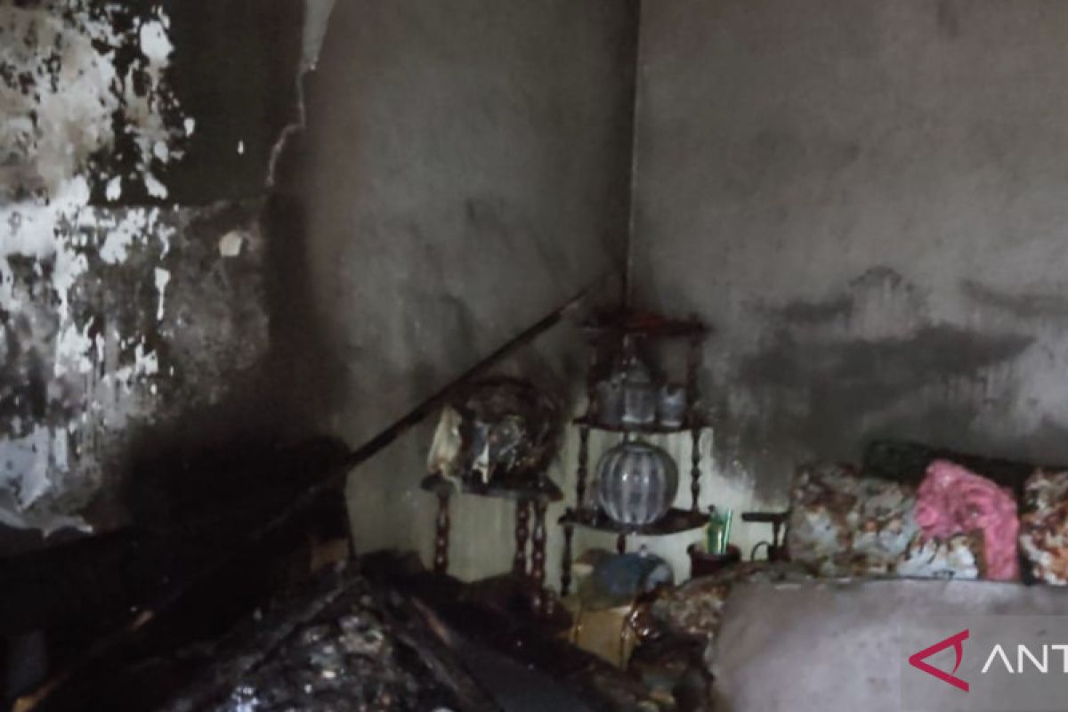 Dua unit rumah warga di Bangka hangus terbakar
