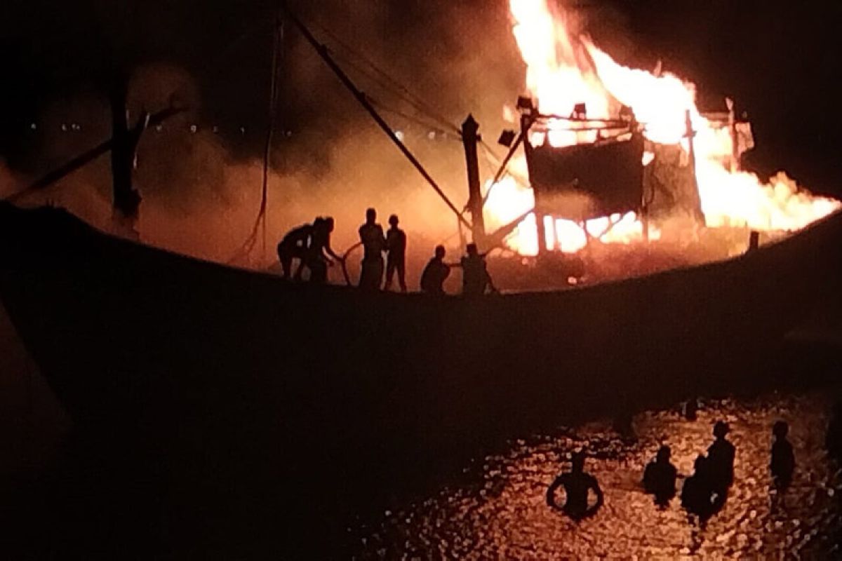 Kapal nelayan di Aceh Utara terbakar, kerugian ditaksir Rp800 juta