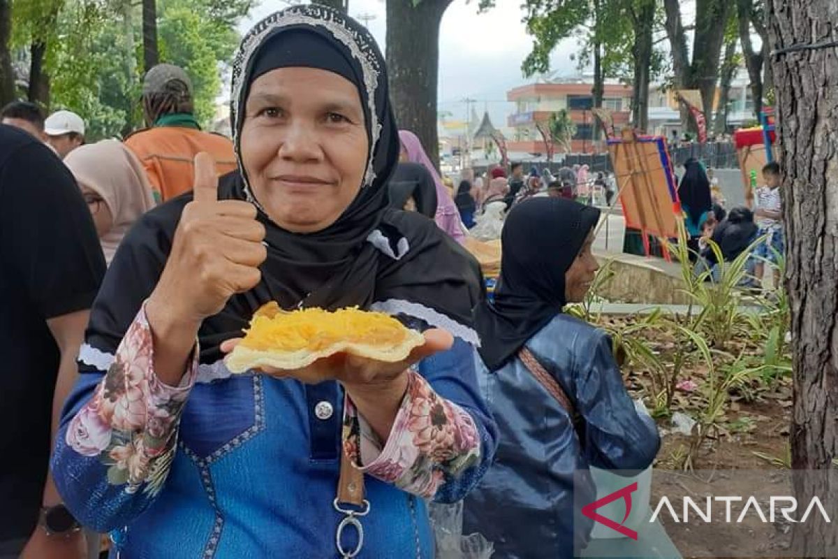 Menikmati Kerupuak Kuah, makanan sederhana populer saat Ramadhan
