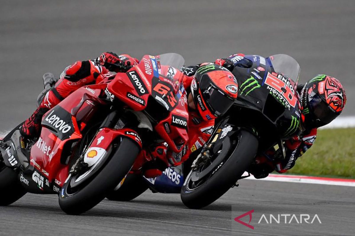 Pecco Bagnaia juara MotoGP Spanyol usai balapan sengit melawan Binder