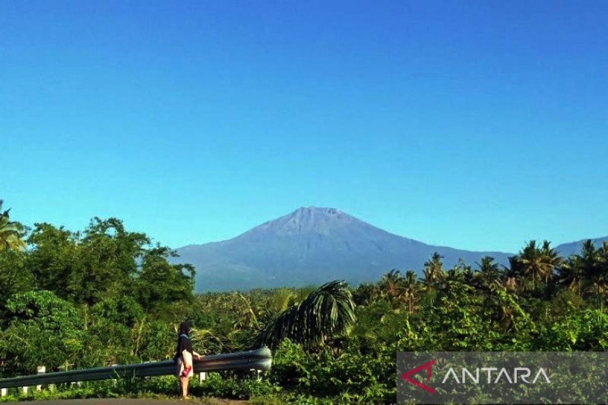 Lombok Barat ingin jalur pendakian baru Gunung Rinjani segera dibuka