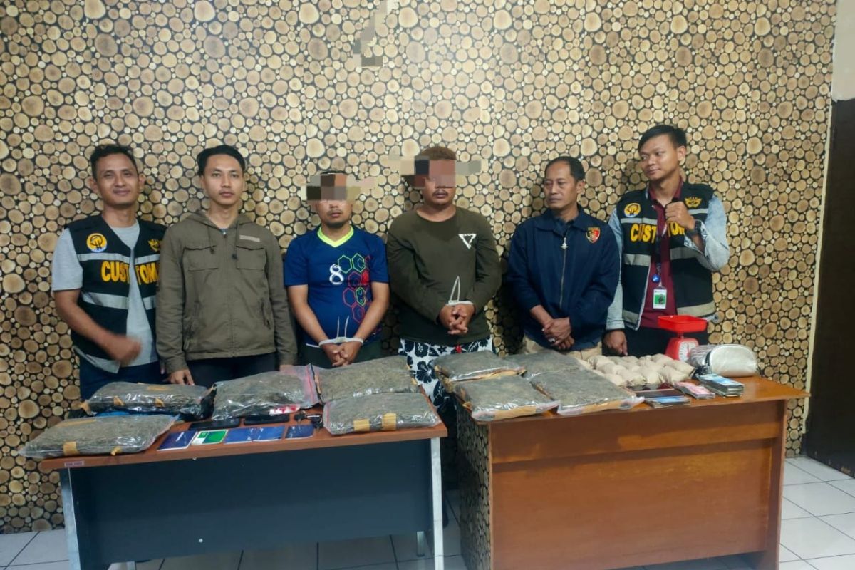 Tim gabungan gagalkan peredaran 9,19 kilogram ganja di Kalimantan Barat