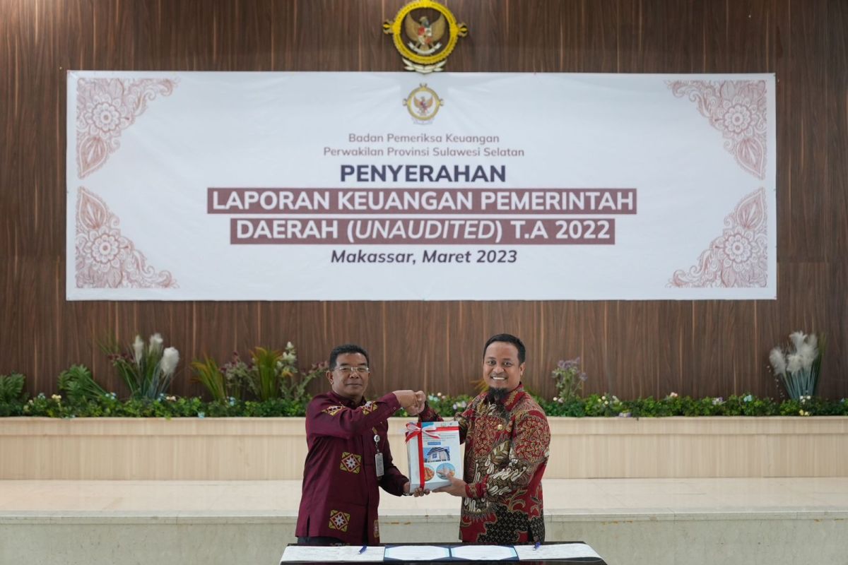 Pemprov Sulsel serahkan LKPD 2022 Unaudited kepada BPK