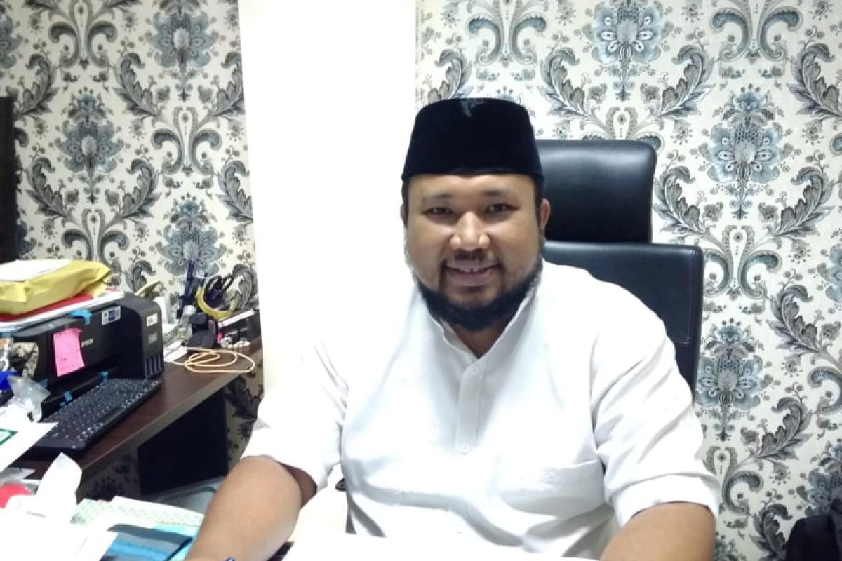 Pemkot Padang salurkan hibah masjid dan mushala Rp825 juta