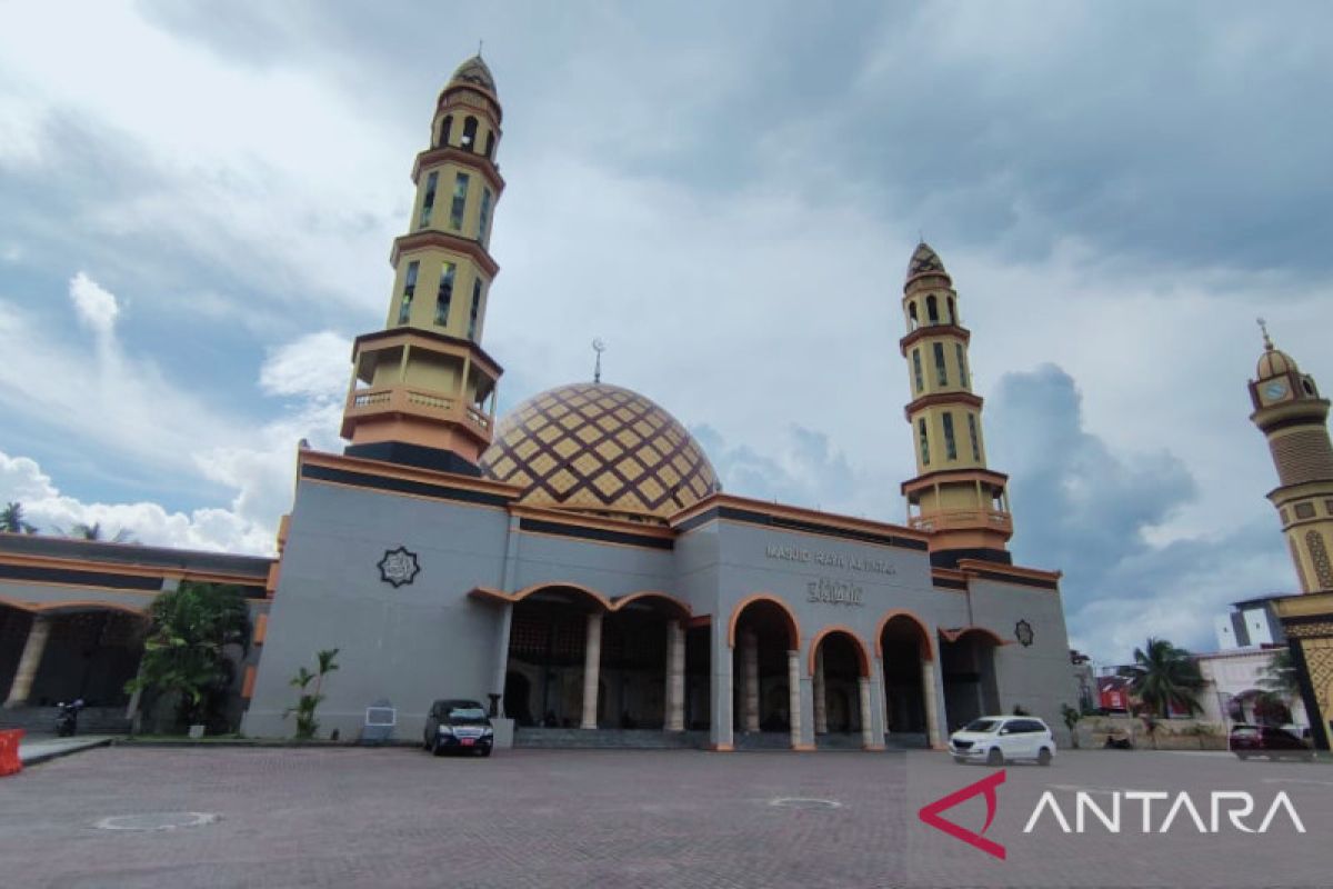 Pesona elok dan megahnya Masjid Al-Fatah Ambon