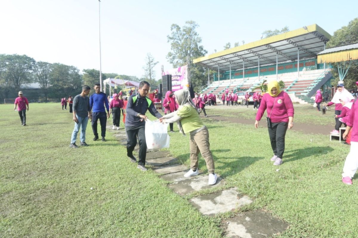 Wali Kota Mojokerto dukung program "Lisa Berdasi"