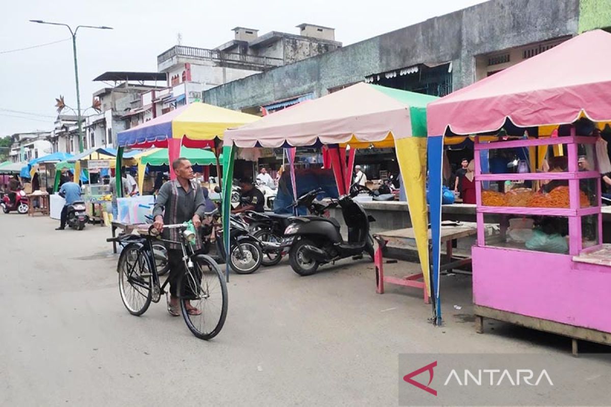 Pedagang takjil dilarang jualan sebelum pukul 15.00 WIB di Aceh Timur