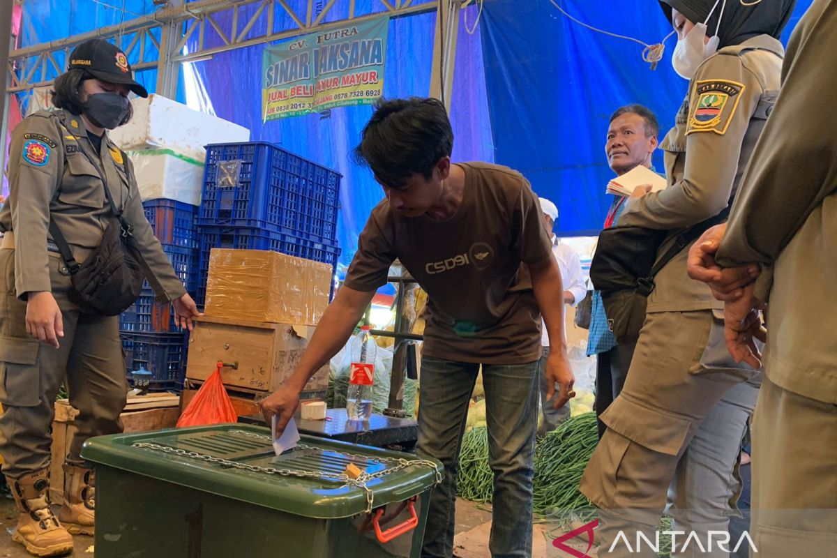 Dinas Perdagangan Kabupaten Bekasi bentuk 12 forum komunikasi pedagang