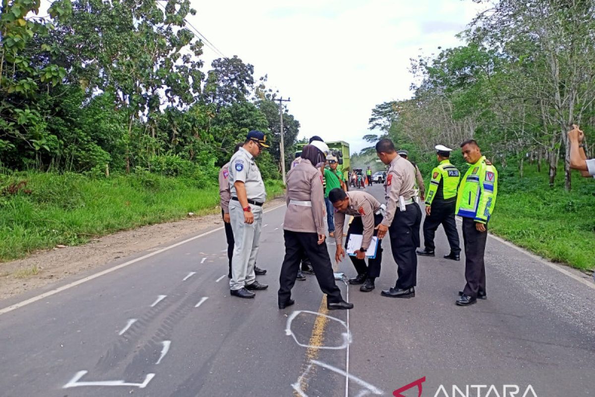 Polda Sumsel turunkan tim  ungkap penyebab  kecelakaan maut di OKU