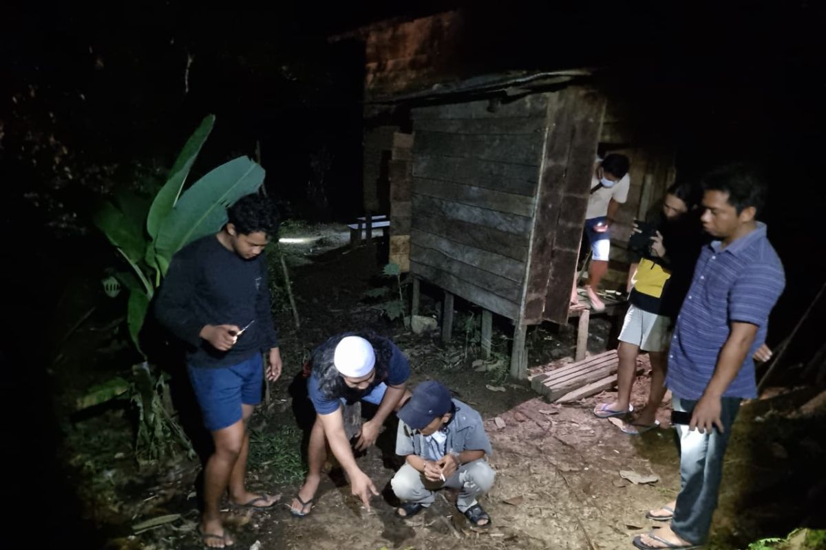 Karena saling olok, pria tusuk teman sekampung di Tabalong