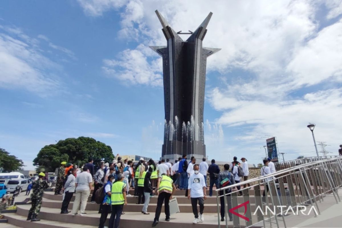 Pemkab Bogor pasang mahkota Tugu Pancakarsa setelah Lebaran 2023