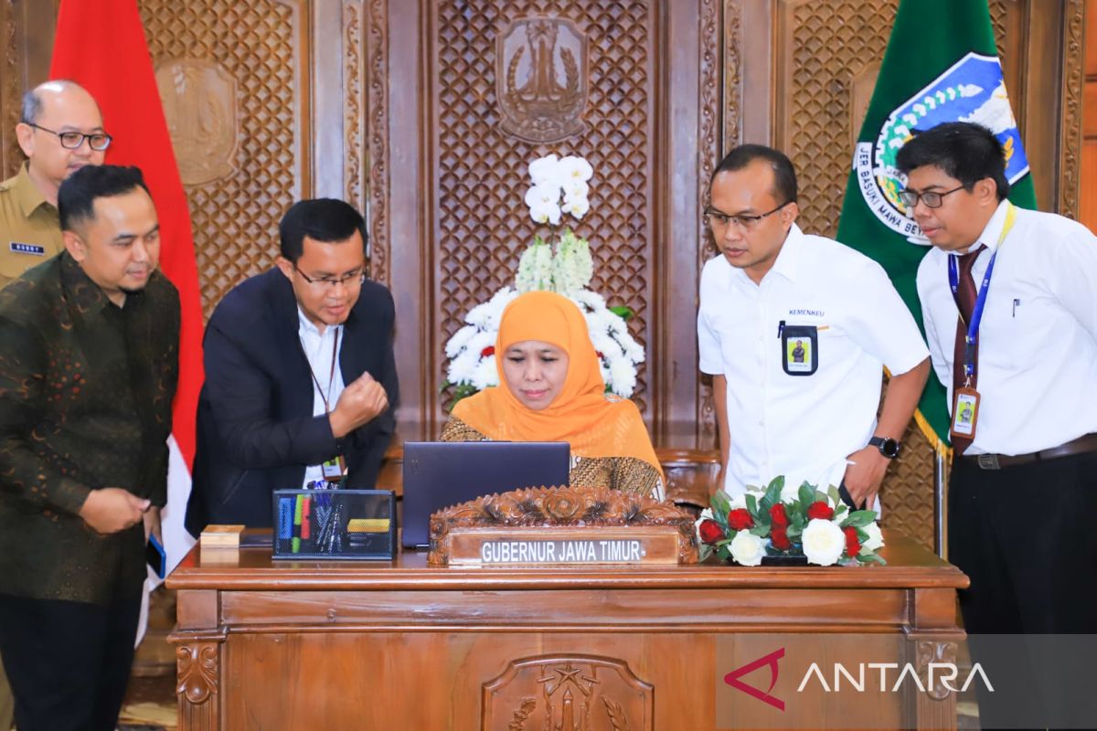 Gubernur Khofifah ingatkan batas pelaporan SPT pajak 31 Maret 2023