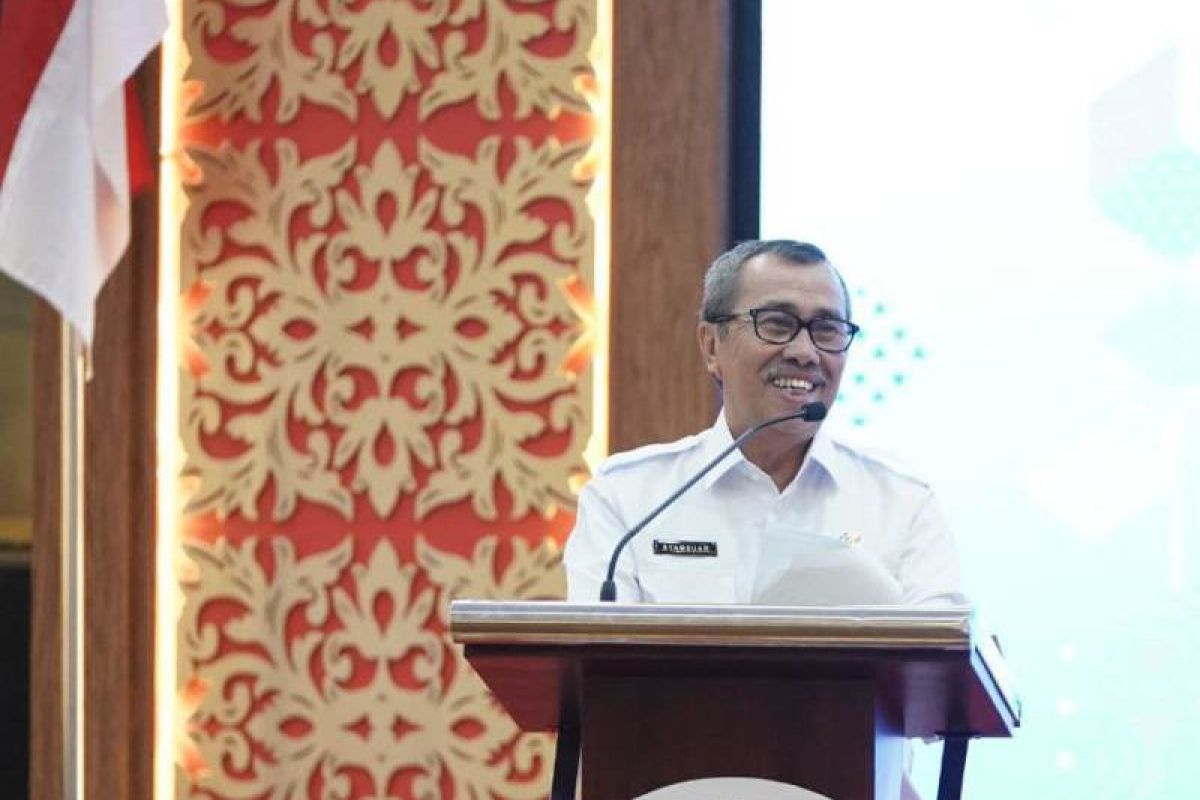 Gubernur Riau berupaya entaskan kemiskinan ekstrem melalui zakat