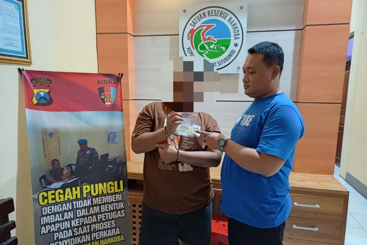 Polres Situbondo tangkap mahasiswa terduga pengedar sabu-sabu