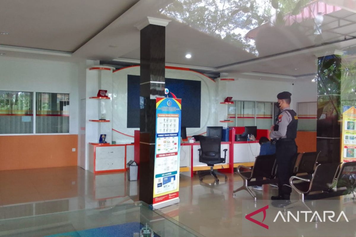 KPK geledah kantor BP Kawasan Perdagangan Bebas Bintan