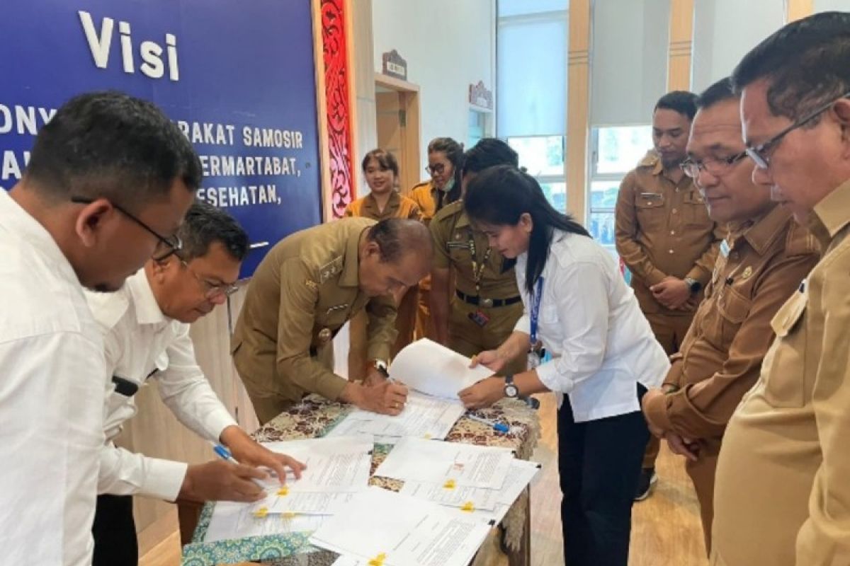 BPPW Sumut hibahkan sejumlah hasil  pembangunan kepada Samosir