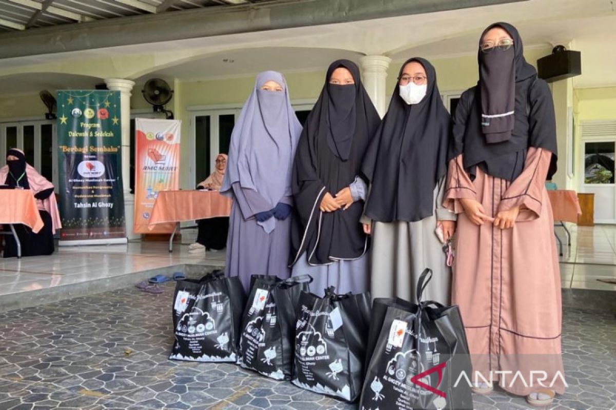 AMC berbagi berkah lewat bakti sosial di bulan Ramadhan