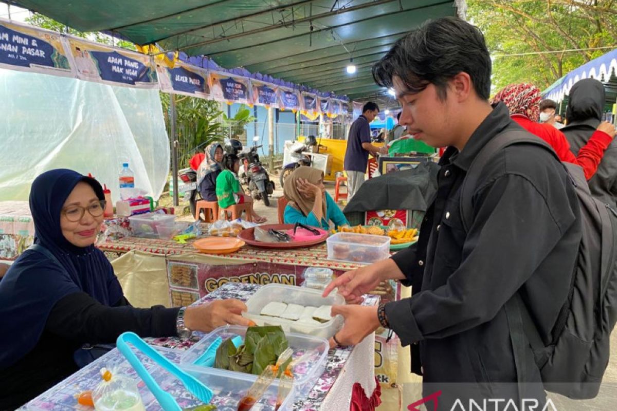 Kue khas Kota Pontianak yang selalu dirindu dan diburu saat Ramadhan