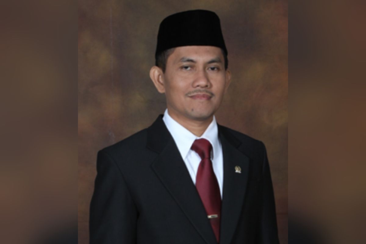 Polisi menduga mantan Ketua KY Jaja Ahmad dikuntit sebelum diserang