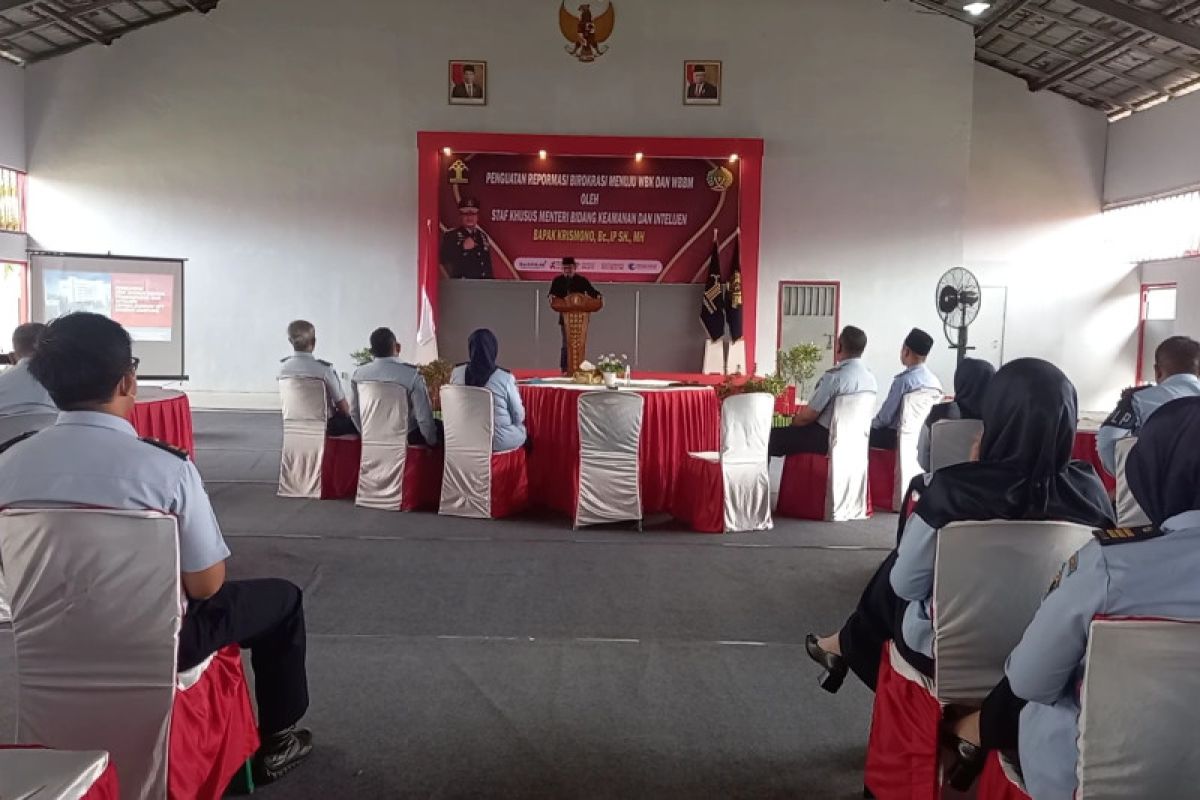 Staf Khusus Menkumham RI beri penguatan kepada jajaran pemasyarakatan di Lampung