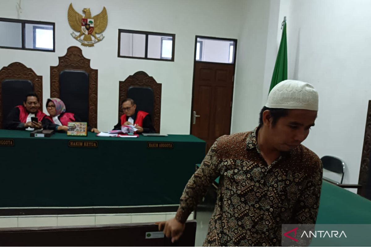 Terdakwa pungli Bendungan Meninting Lombok Barat divonis 4 tahun penjara