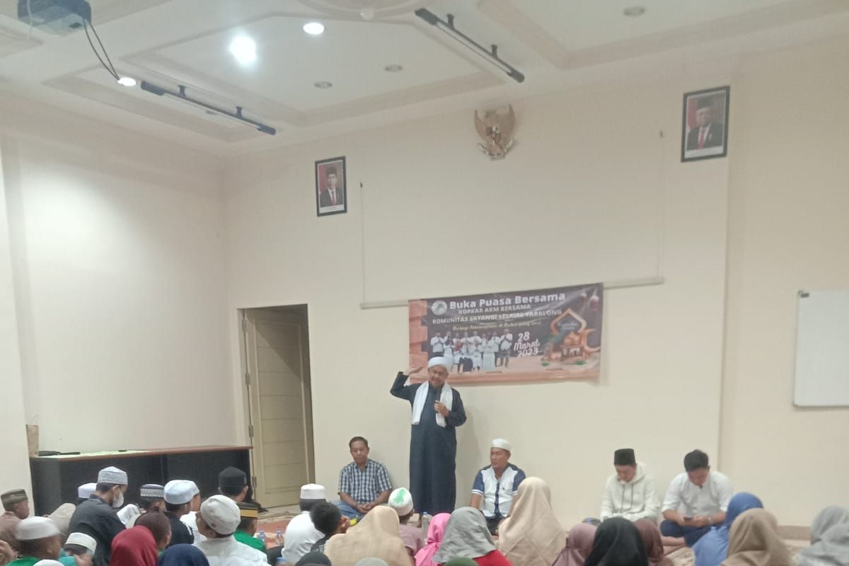 Kopkar AKM dan KS2 ajak 50 yatim Bukber